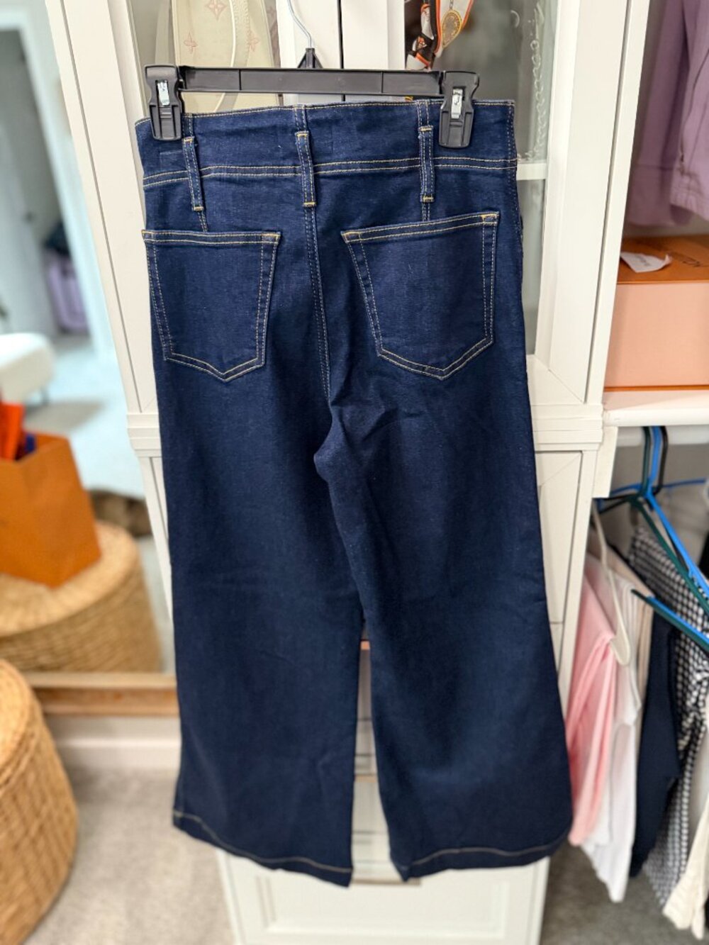 FRAME jeans NEVER WORN - Picture 6 of 8